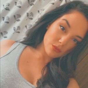 Meet your Posher, Ali